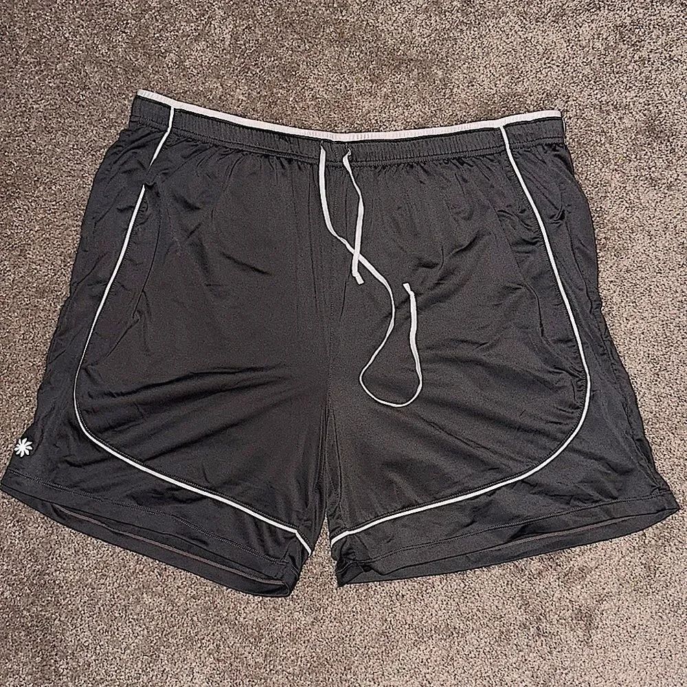 Athleta Basketball Style Athletic Shorts!